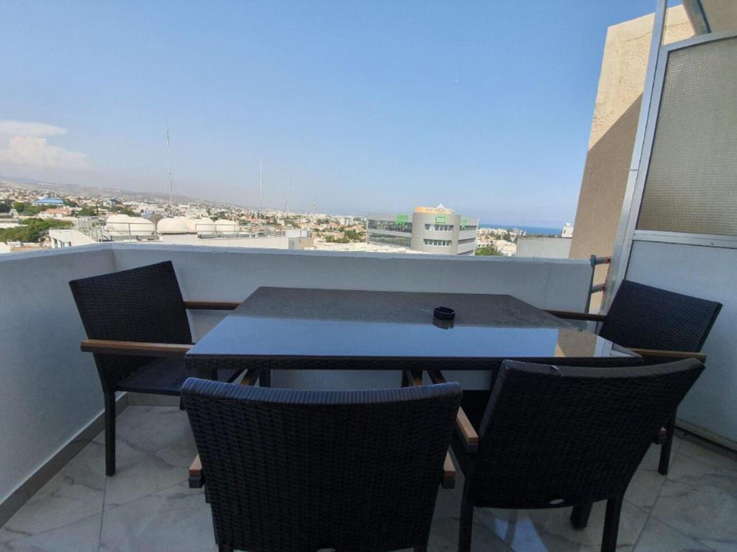 Great Views Apartment. Limasol Dış mekan fotoğraf